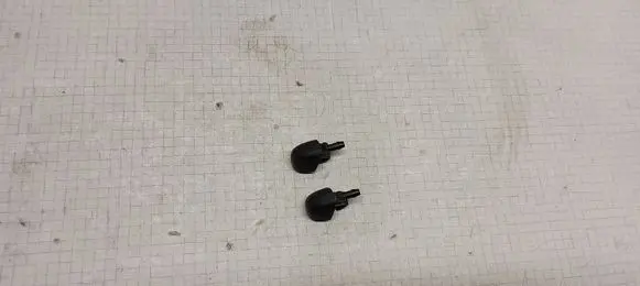 Chrysler Town u0026 Country IV Windshield washer spray nozzle 