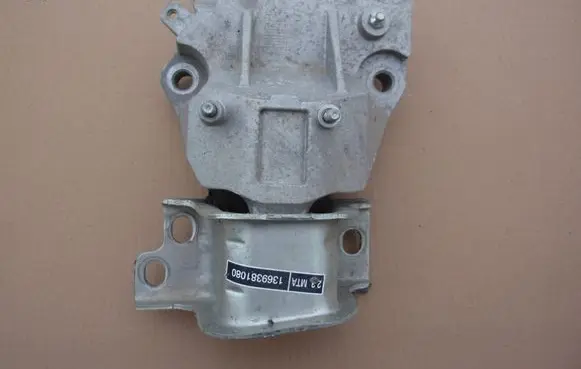 Fiat Ducato Gearbox mounting bracket 1369381080
