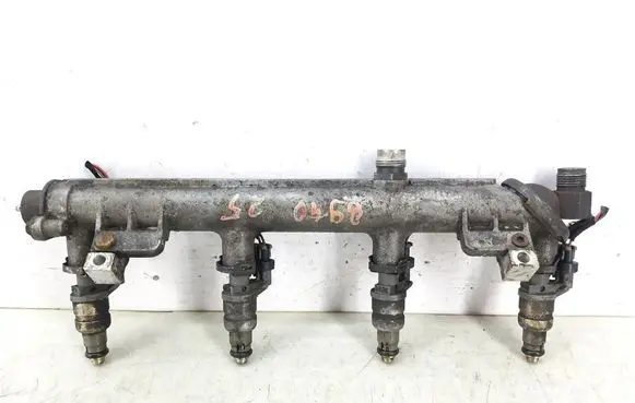 Opel Astra G Fuel main line pipe 12569091