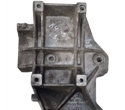 Audi A4 S4 B5 8D Engine mounting bracket 058260885 523940