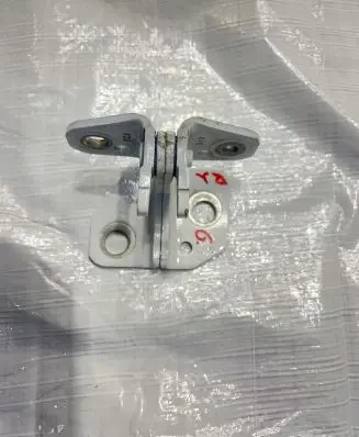 Jeep Grand Cherokee Rear door upper hinge