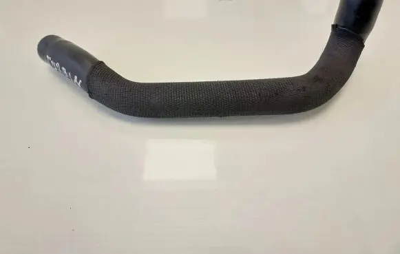 Breather/breather pipe/hose