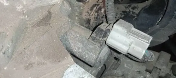 Nissan Note (E11) Camshaft vanos timing valve 