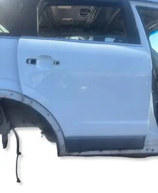 Opel Antara Rear door 