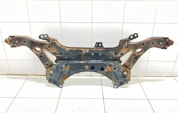 Toyota Auris E180 Front subframe