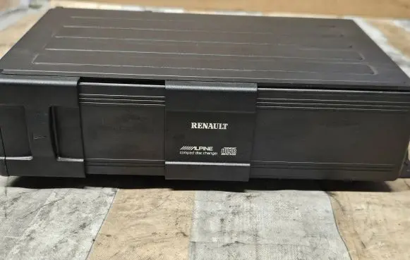 CD/DVD changer