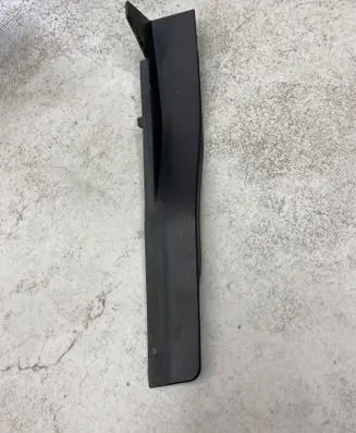 Opel Corsa D Windshield trim 13199384 13221196
