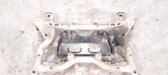 Mercedes-Benz CLS C218 X218 Front subframe 2186280100 2186280157