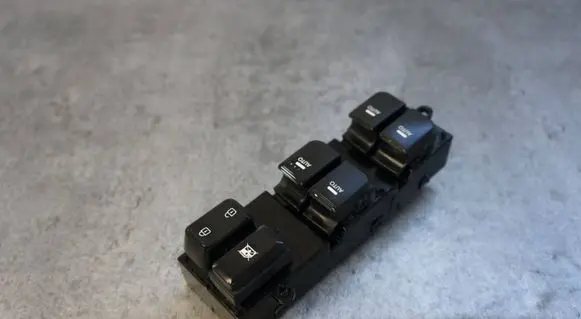 KIA Optima Electric window control switch 93570-2T920