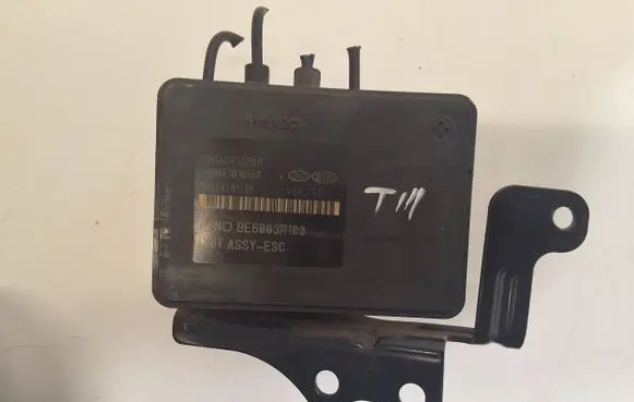 Hyundai Tucson TL ABS Pump 58920-D7100