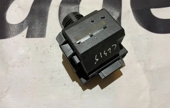 Mercedes-Benz E W211 Ignition lock A2115452308 2115452308