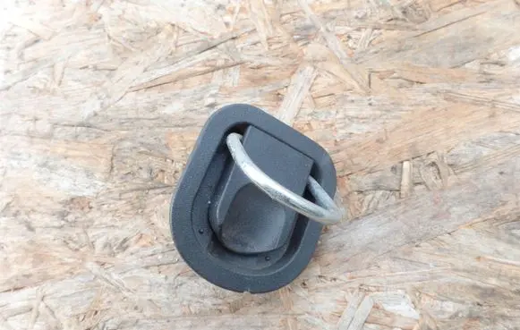 Opel Vectra C Tie down hook / loop 24437967
