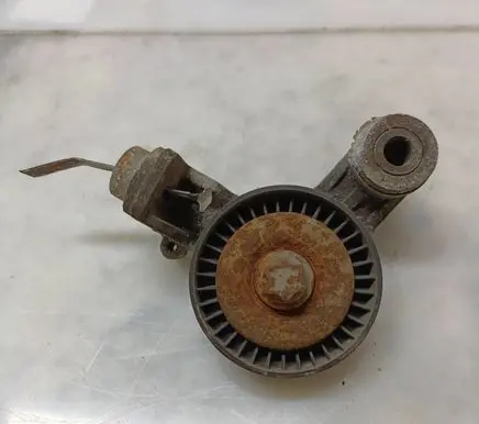 Opel Astra G Timing belt tensioner 90531986