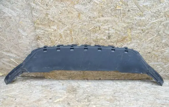 Front bumper lip