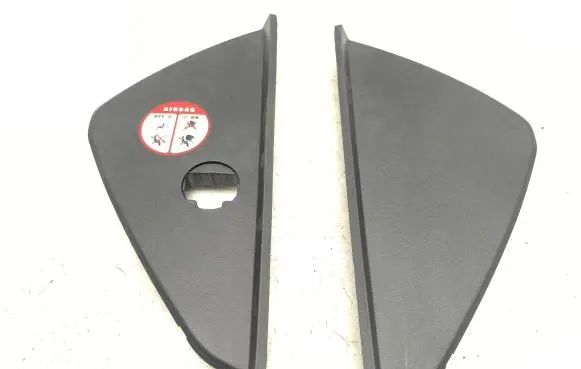 Hyundai ix35 Dashboard side end trim 847662Y000 847682Y000