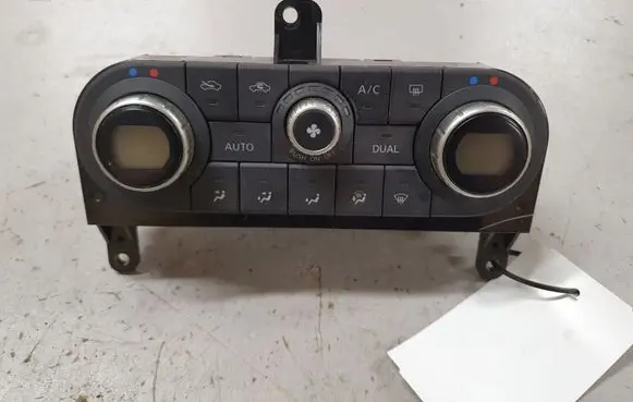 Nissan Qashqai Climate control unit 27500JD40B A02000A7703000