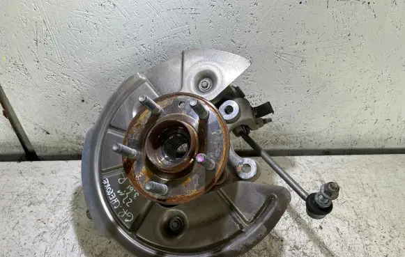 Jeep Grand Cherokee WL Rear wheel hub 68461949AR