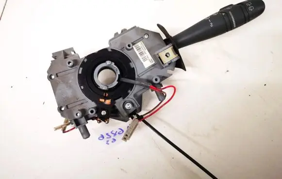 Renault Scenic I Wiper control stalk v7700437250 54035006