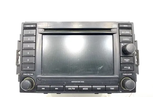 Chrysler 300 - 300C Radio/CD/DVD/GPS head unit 05064184AE