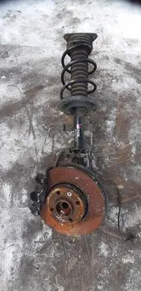 Renault Clio IV Front shock absorber/damper MCPHERSON