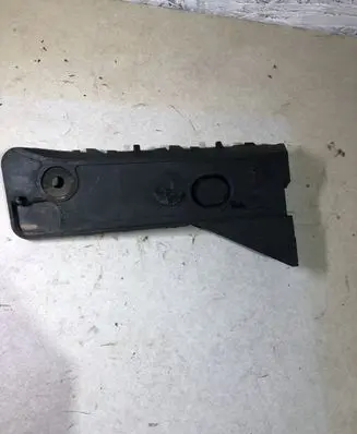 Audi A4 S4 B6 8E 8H Front bumper mounting bracket 8E0807284