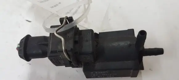 Volvo S60 Turbo solenoid valve 72224010 30611668
