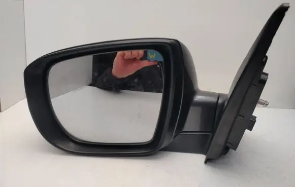 Hyundai ix35 Front door electric wing mirror 15D22