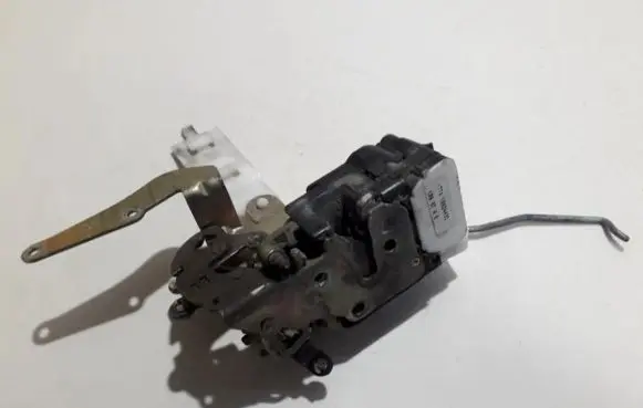 Opel Sintra Rear door lock 16624432 10897a6