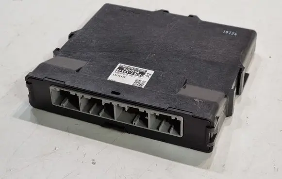 Toyota C-HR I Other control units/modules 89981F4020