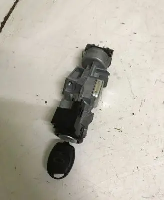 Ford Focus Ignition lock 3M513F880AC