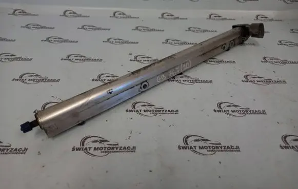 Volvo C30 Fuel main line pipe 0261230238