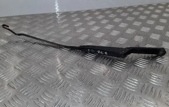 Peugeot 206 Front wiper blade arm 183430 90504175RH 90504175