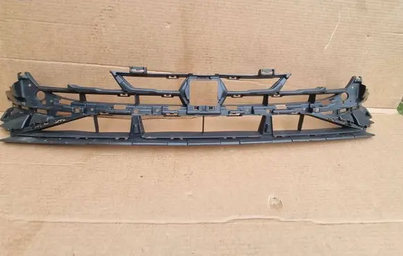 Audi A3 8Y Front bumper upper radiator grill 8Y0807647E