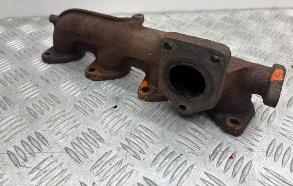 BMW 5 F10 F11 Exhaust manifold 78101829