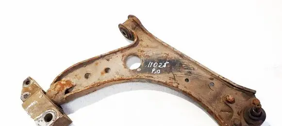 Volkswagen Golf V Front lower control arm/wishbone 