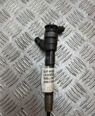 Nissan X-Trail T32 Fuel injector 044511046