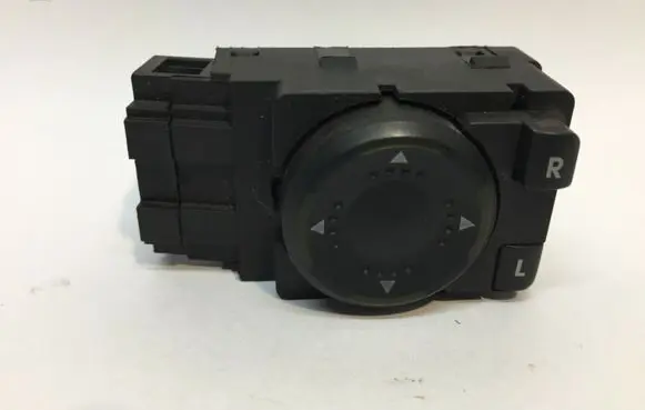 Volkswagen PASSAT B5 Wing mirror switch 3B2959565B