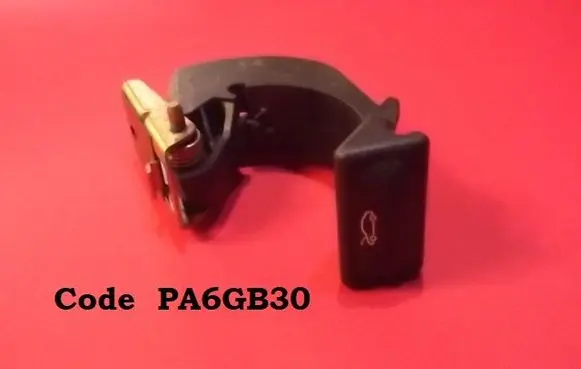 Renault Laguna I Engine bonnet (hood) release handle PA6GB30