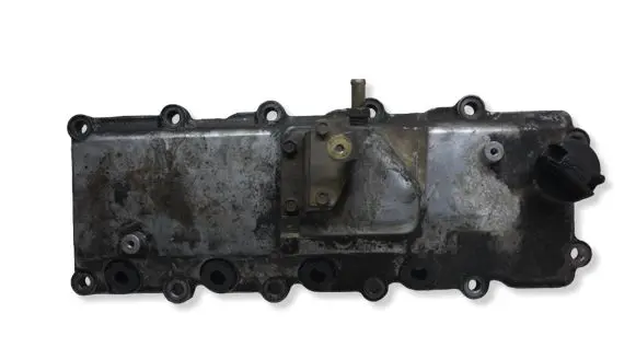 Nissan Patrol Y61 Rocker cam cover 
