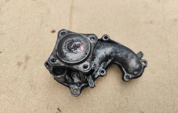 Ford Focus Water pump Qcp3410