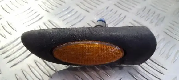 Opel Vectra B Front fender indicator light 90505713 e651298