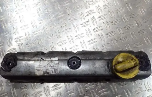 Rocker cam cover