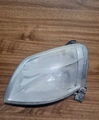 Peugeot Partner Headlight/headlamp