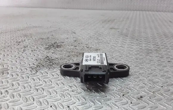 KIA Sorento ESP acceleration yaw rate sensor 956403E000