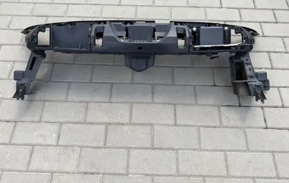 Peugeot 3008 I Front bumper mounting bracket 9685142780