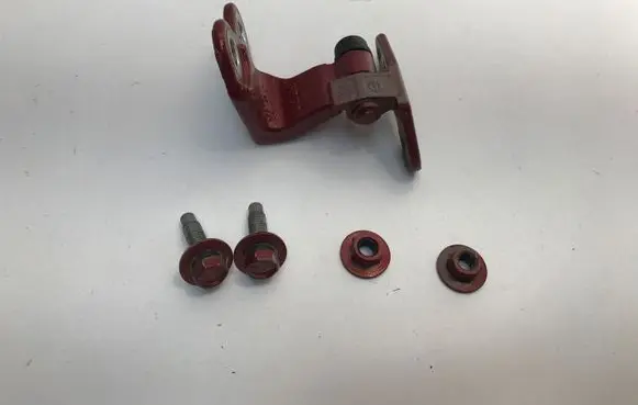 Nissan Qashqai J12 Rear door upper hinge 6RUR