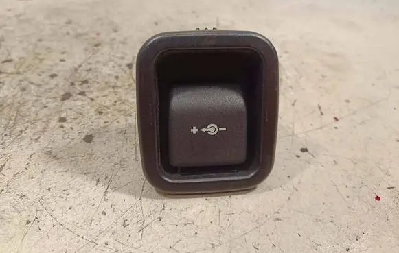 BMW 3 F30 F35 F31 12 V Socket (rear) 0071966 A2C37521900