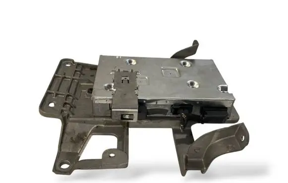 Audi A6 S6 C6 4F Sound amplifier 4F1035462
