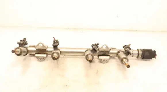 Volkswagen Golf VII Fuel main line pipe
