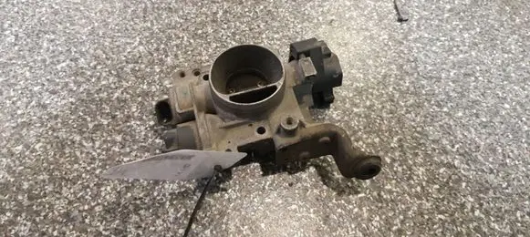 Fiat Punto (176) Throttle valve
